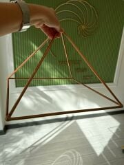Bakır Piramit - 20 Cm
