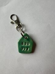 520 777 Ev Anahtarlık