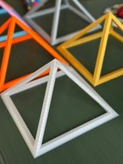 Renkli Piramit - 14 Cm